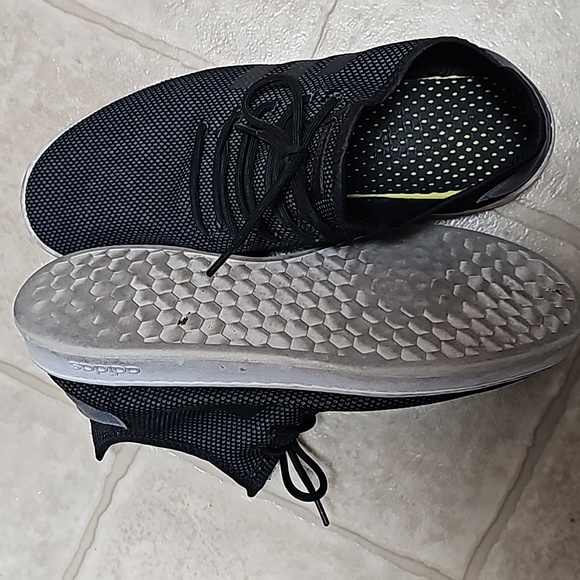 Adidas Shoes Super Comfortabl‼️ - Picture 5 of 6